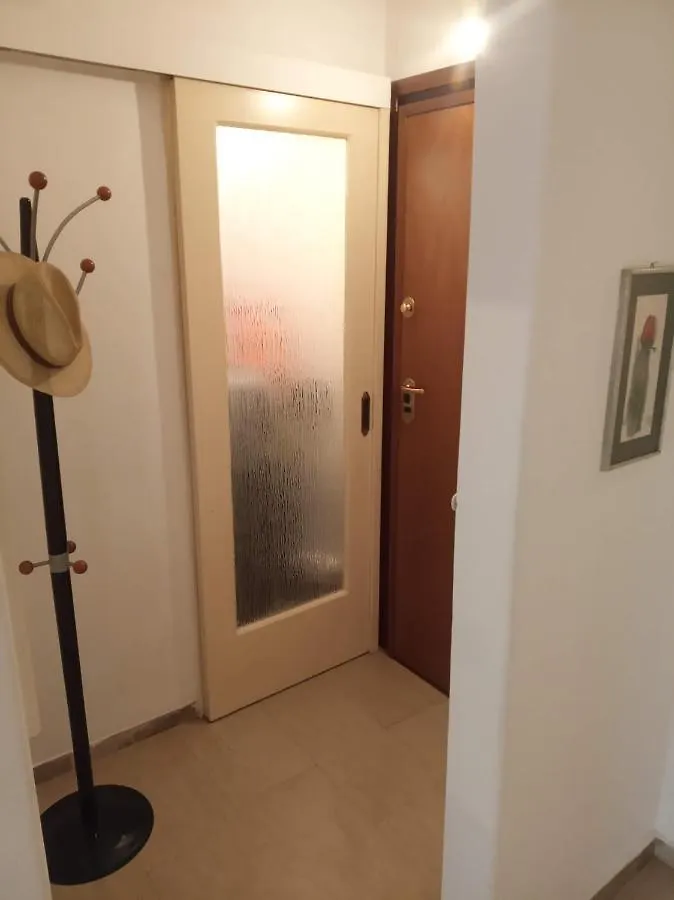 Beautiful Apartment -Up To 4 Guests- Close To City Centre! Thessaloniki Griechenland